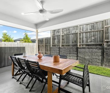 Modern Family Home! - Photo 2