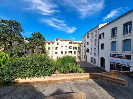 Location Appartement 4 pièces 106 m2 à Draguignan - Photo 4