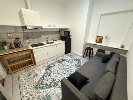 FULLY EQUIPPED ONE BEDROOM APARTMENT. - Photo 2