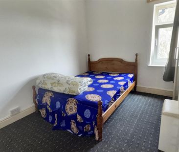 2 bed semi-detached to rent Roberts Street, DE7 - Photo 6