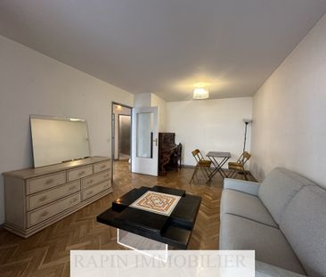 T2 MEUBLE AVEC TERRASSE LYON 7 - Photo 1