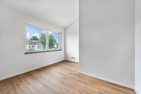 Zukunftsfähige, energieeffiziente 4 Zimmerwohnung mit riesigem Balkon - Foto 5