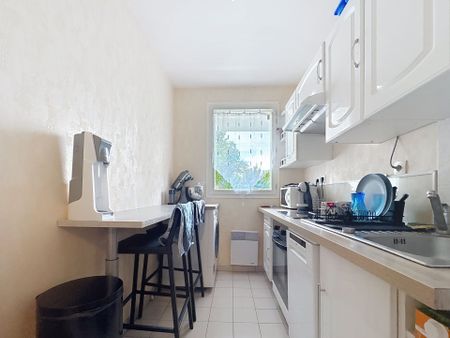 Location Appartement 2 pièces 49m² - Photo 4