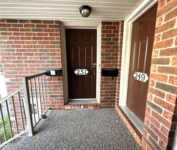 For Lease - 251 Keltie Private Unit# 6, Barrhaven, Ontario - Photo 3