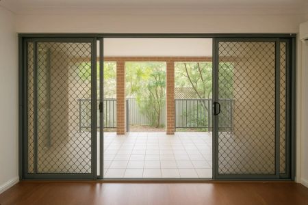 Freshly Upgraded 2-Bedroom Apartment in Prime Penshurst Location - Photo 5