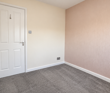 4 bedroom detached house to rent - Photo 6