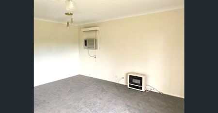 Three Bedroom Home in North Cowra - Photo 2