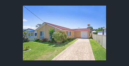 FAMILY HOME IN GOROKAN - Photo 2