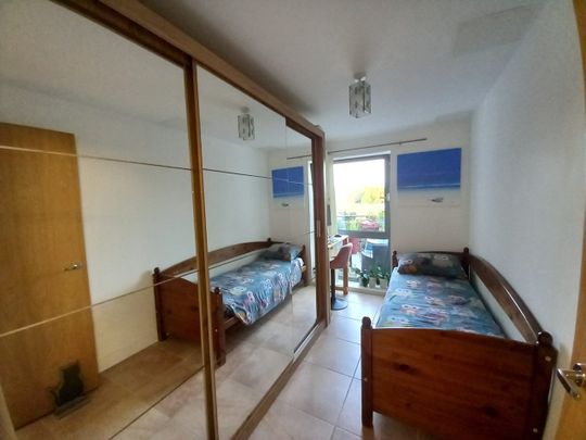 3 Bed Flat, St. Georges Grove, SW17 - Photo 1