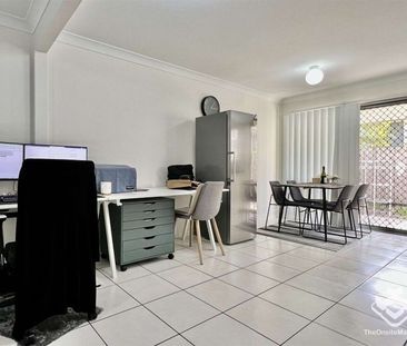 WALKING DISTANCE TO GARDEN CITY, Furnished LUXURY TOWNHOUSE FOR REN... - Photo 1