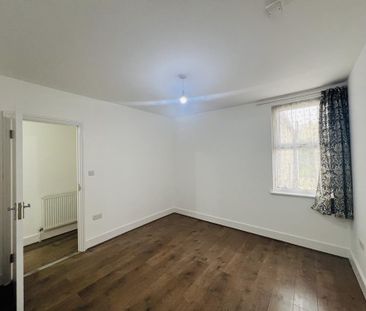 3 bedroom flat to rent - Photo 6