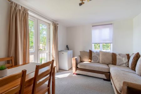 Springly Court, Grimsbury Road, Bristol - Photo 2