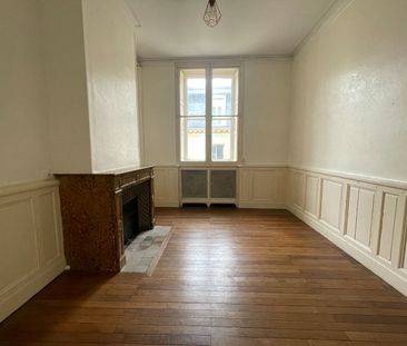 Location Appartement 5 pièces 133m² - Photo 5