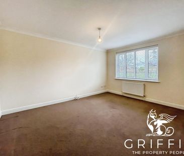 Poplar Close, South Ockendon, RM15 - Photo 6