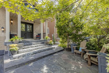 For Lease - 32 Masters Green Lower Crescent, Brampton, Ontario - Photo 3