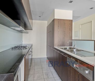 2405/25-33 Wills Street, Melbourne - Photo 6