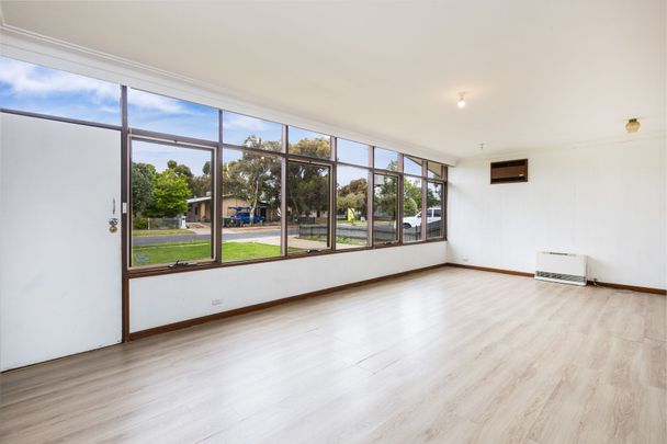 Comfortable Living with Plenty of Space - Photo 1