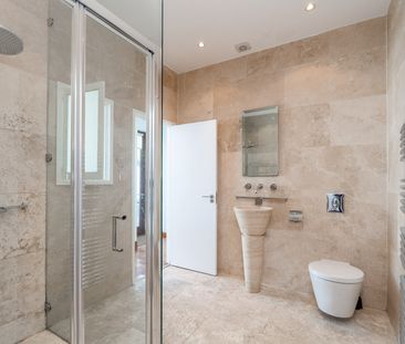 8 THE STABLES, SAINT HELEN'S WOOD, BOOTERSTOWN, BLACKROCK, CO. DUBL... - Photo 2