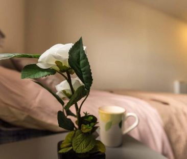 1 bedroom in a flat share to rent - Photo 5