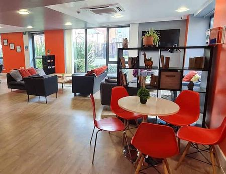 Studio Platinum - Photo 2