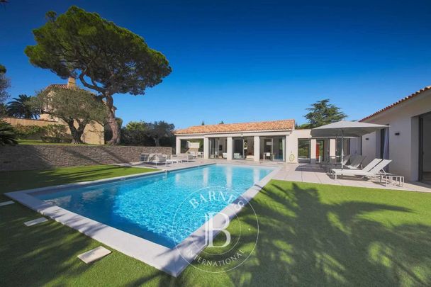 SAINT-TROPEZ - CENTRE VILLAGE - VILLA 5 CHAMBRES - PISCINE - Photo 1