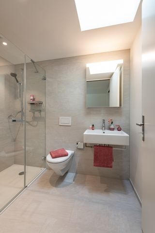 Un appartement mansardé lumineux vous attend - Foto 3
