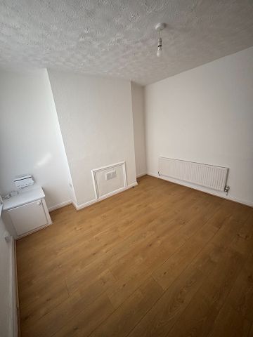 2 Bed Terraced House, Tudor Street, L6 - Photo 5