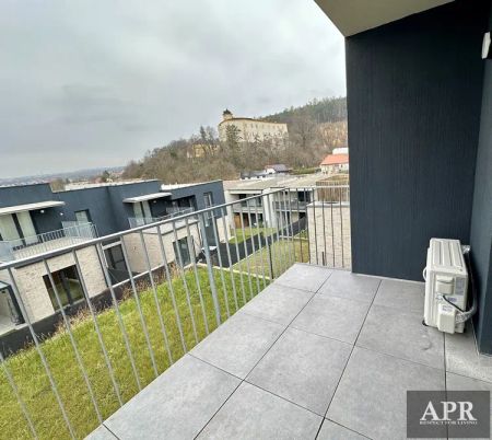 Pronájem bytu 1+1 Zlín Malenovice - Pod Hradem - Fotografie 3
