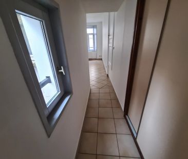 Location Appartement 2 pièces 47m² BOULOGNE SUR MER 62200 - Photo 4