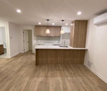 MAGNIFIQUE BACHELOR 3 ½ NEUF / 5 ÉLECTROMENAGERS NEUFS FOURNIS - Photo 2