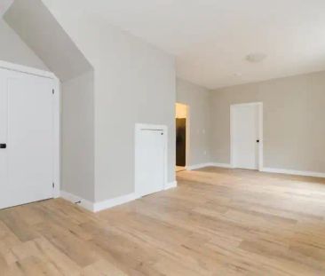 302 COLBORNE Street Unit# 3 | 302 COLBORNE Street Unit# 3, Brantford - Photo 1