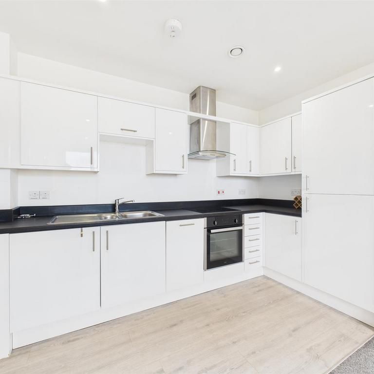 2 bedroom apartment to rent - Photo 1