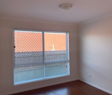 60 Ravenswood Lane, Springfield QLD 4300 - House For Rent | Domain - Photo 4