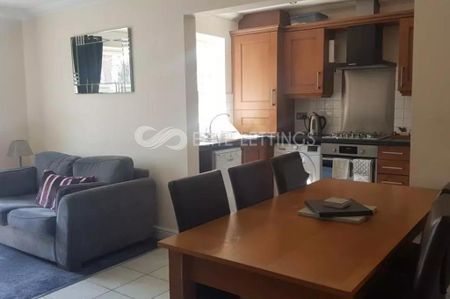 3 bedroom apartment to rent - Photo 2