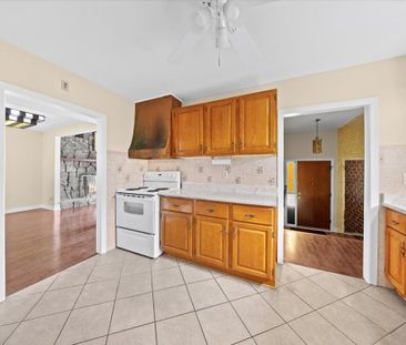 For Lease - 2212 St Laurent Boulevard, Elmvale Acres and Area, Ontario - Photo 6