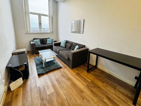 2 bedroom flat to rent - Photo 1
