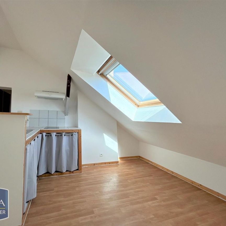 Location Appartement 2 pièces 28m² CORBEIL ESSONNES 91100 - Photo 1
