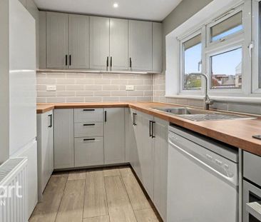 2 bedroom flat to rent - Photo 6