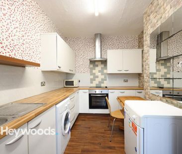 1 bedroom house of multiple occupation to rent - Photo 5