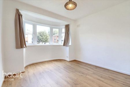 3 bedroom maisonette to rent - Photo 3