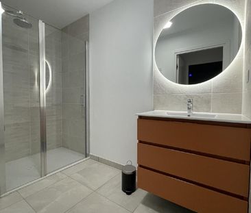 APPARTEMENT T2 - QUARTIER DES ARENES - NEUF à louer de 2 pièce(s) s... - Photo 3