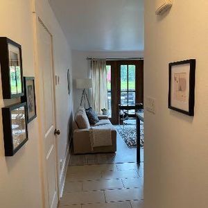 Condo 1 chambre à coucher - 1 salle de bain - Photo 2