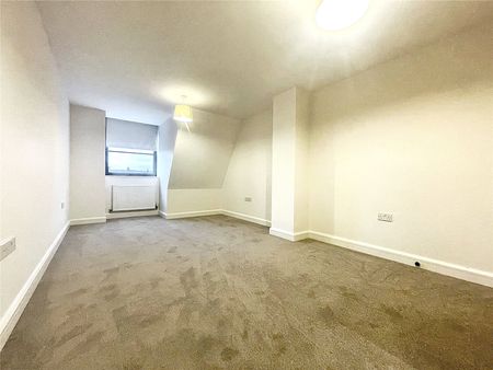 Darville House, Oxford Road East, Windsor, Berkshire, SL4 1EF - Photo 3