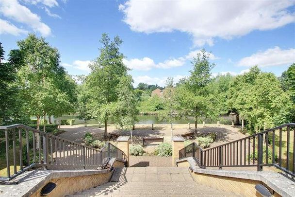 Ovaltine Court, Kings Langley, WD4 - Photo 1