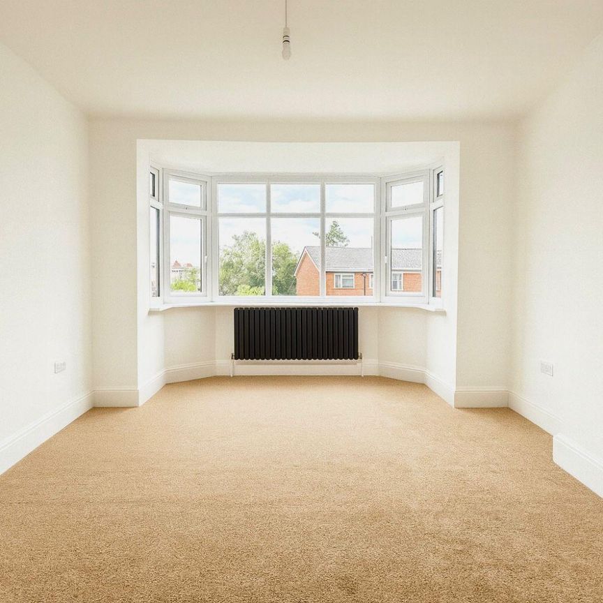 4 bedroom House To Let Total Size: 1217 SQ FT - Photo 1