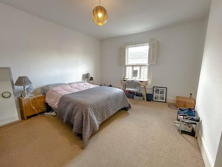 4 bedroom apartment to rent - Photo 4