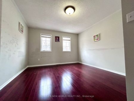 For Lease - 65 Warren Bradley Street, Markham, Ontario - Photo 3