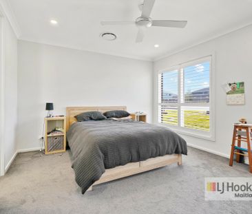 "Spacious Family Home" - Photo 4