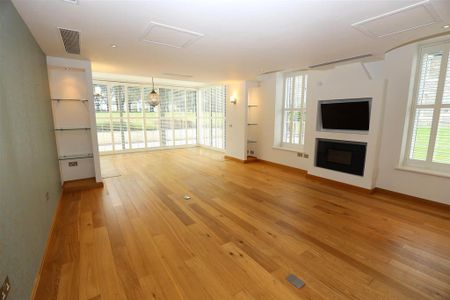 3 bedroom apartment to rent - Photo 2