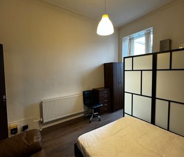 Bedsit, Sauchiehall Street, G2 - Photo 3